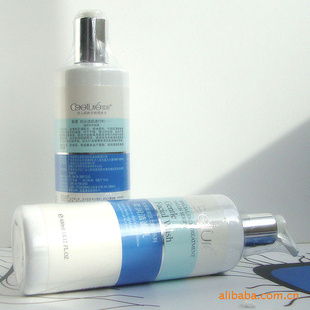 家居日用品 日常生活中的不可或缺之物